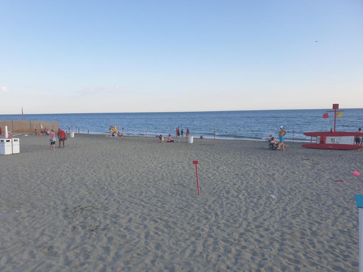 Apartamento Trilocale Lido Di Roma Lido di Ostia Exterior foto