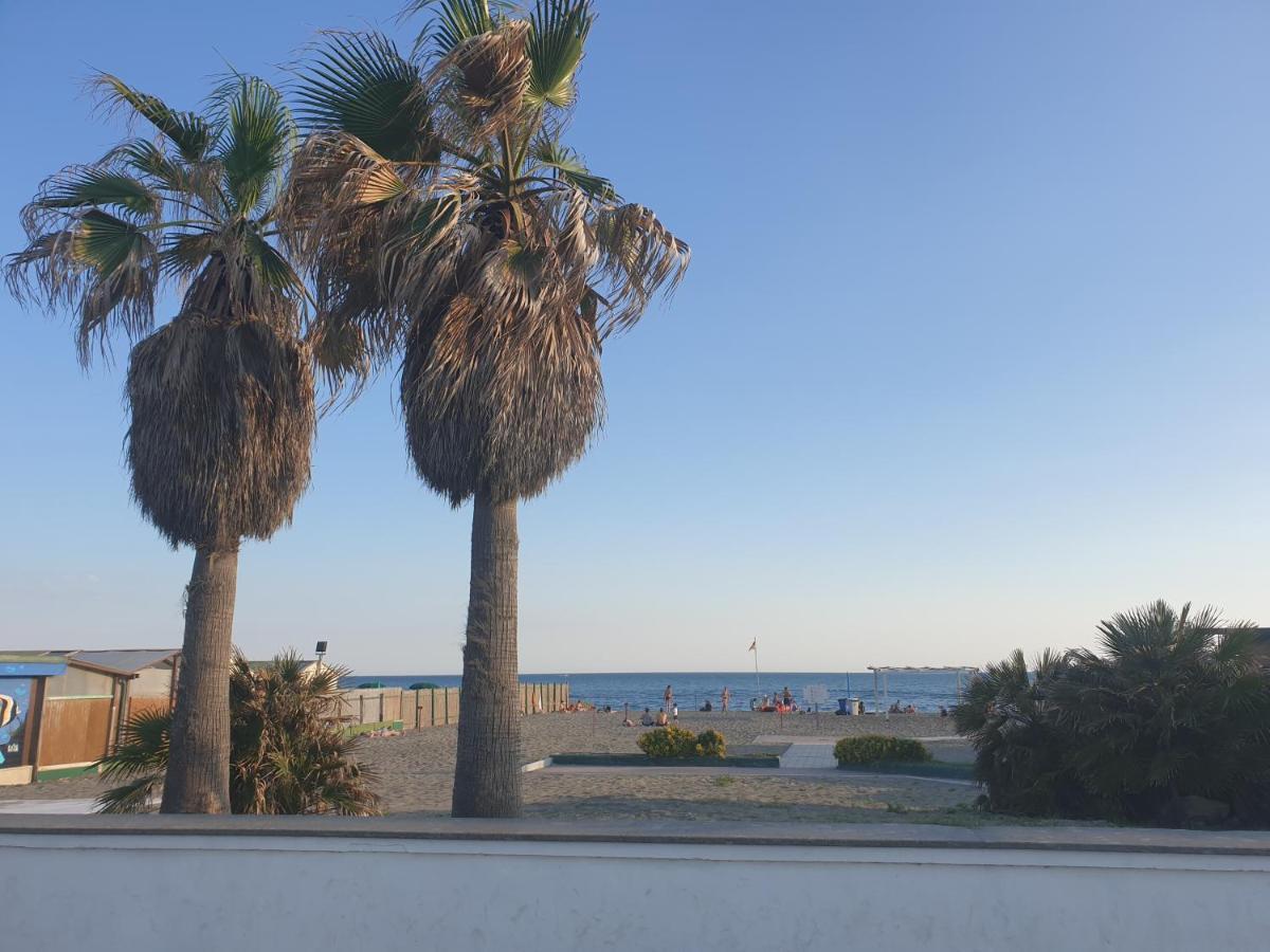 Apartamento Trilocale Lido Di Roma Lido di Ostia Exterior foto